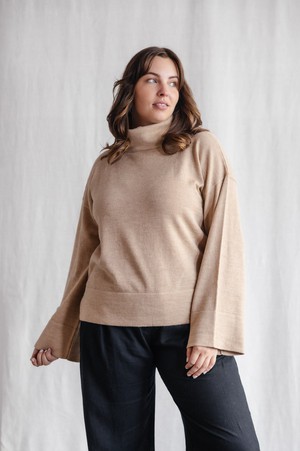 Baby Alpaca Turtleneck Knitted Sweater Atico Beige from Jyoti - Fair Works