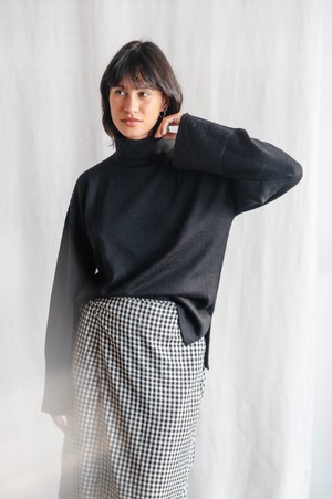 Baby Alpaca Turtleneck Knitted Sweater Atico Black from Jyoti - Fair Works