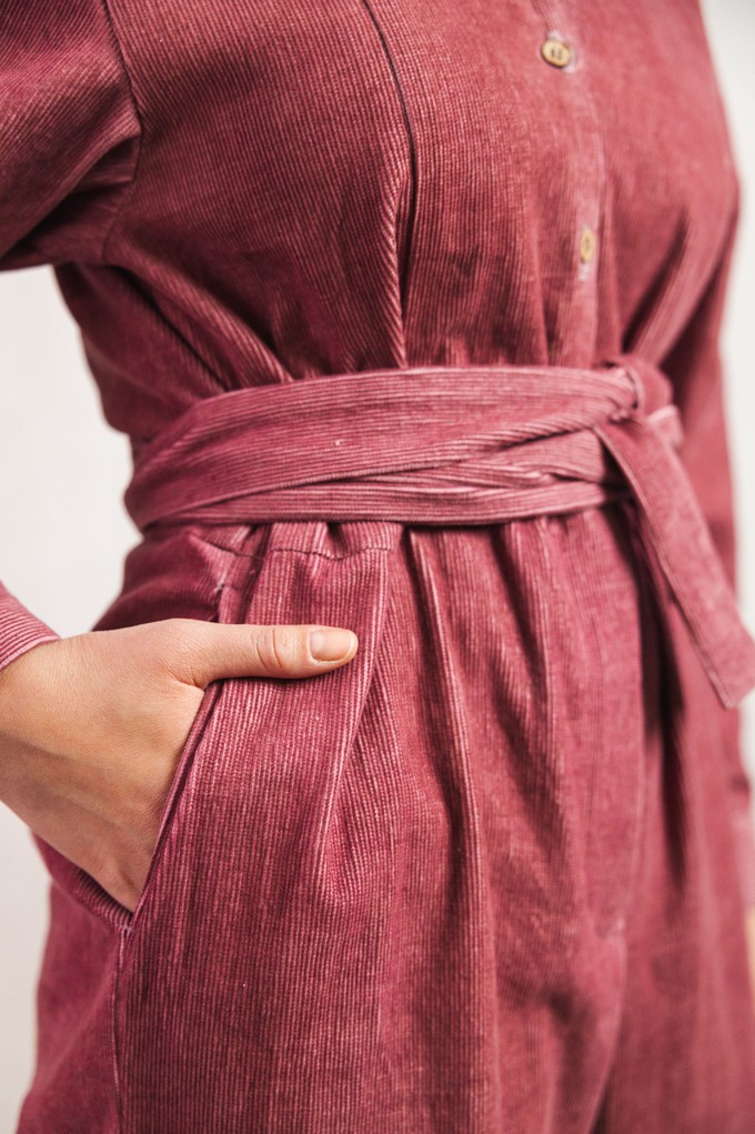 Organic cotton corduroy jumpsuit Keerthi old pink from Jyoti - Fair Works