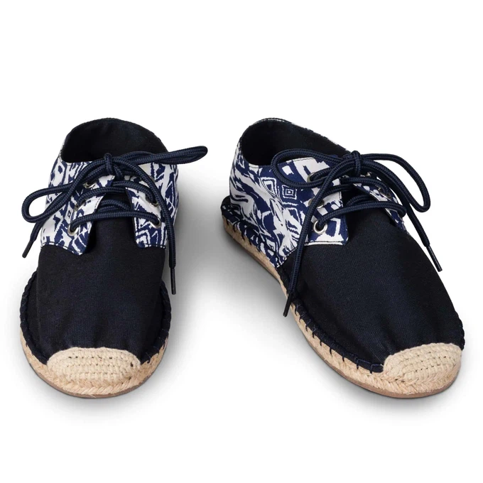 Blaue Tribal Lace Up Espadrilles für Frauen from Kingdom of Wow!