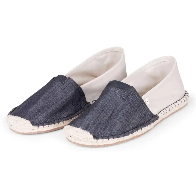 Eburnean Schwarz ExtraFit Espadrilles für Männer from Kingdom of Wow!