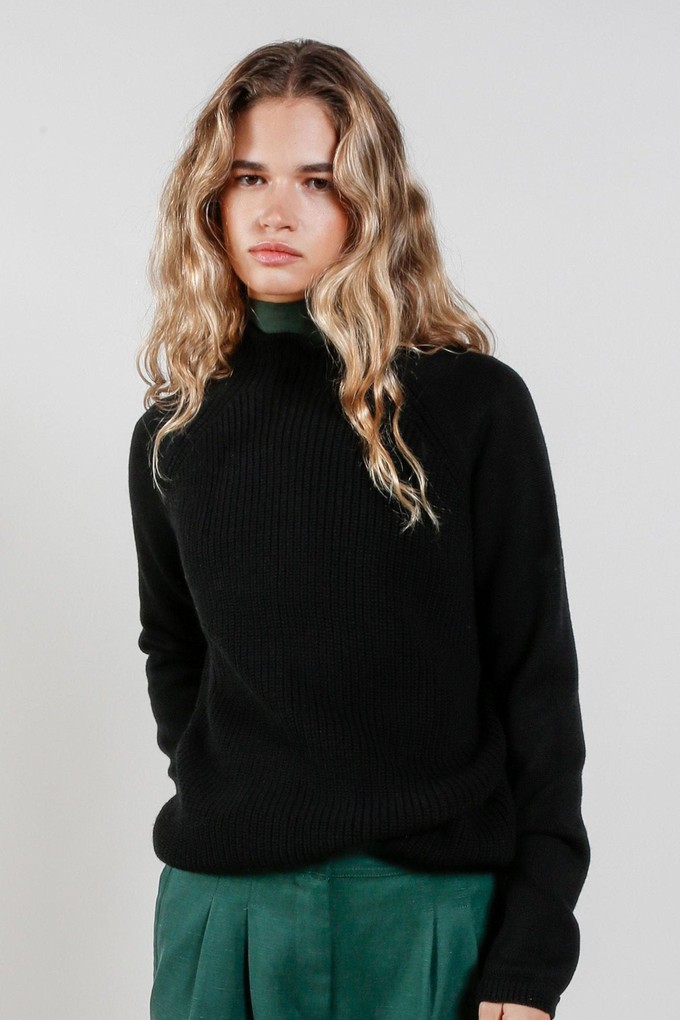 KATTY - Fine Merino Wool Jumper Black from KOMODO