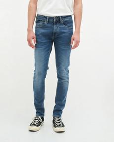 Kale icon blauwe skinny jeans via Kuyichi