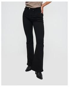 Lisette flare jeans forever black via Kuyichi