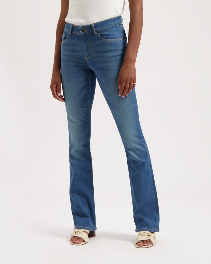 Amy Bootcut Essential from Kuyichi