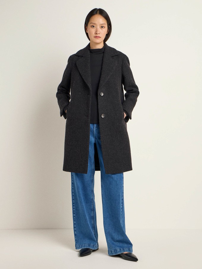 Coat with lapel collar from LANIUS