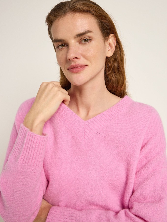 V-neck sweater from LANIUS