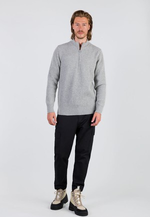 WOOLEN ZIP SWEATER | Light Grey from Loop.a life