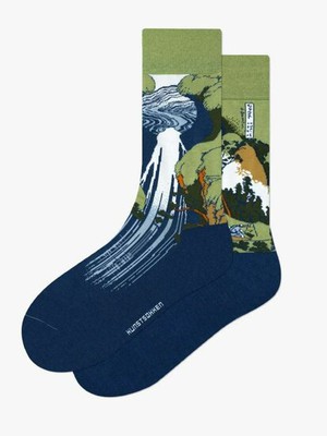 Katsushika Hokusai sokken giftbox from Lotika