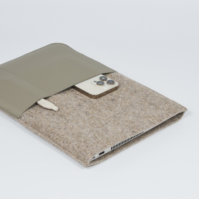 Laptophoes SAM - Taupe from MADE out of