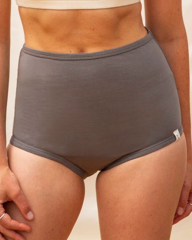 Basic Undies Women graphite from Matona