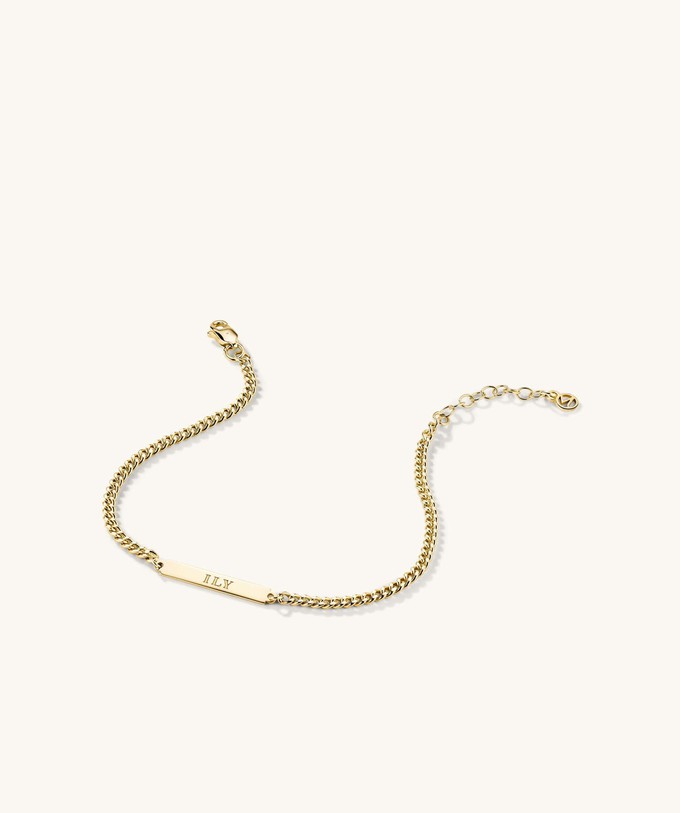 Engravable Bar Curb Chain Bracelet from Mejuri