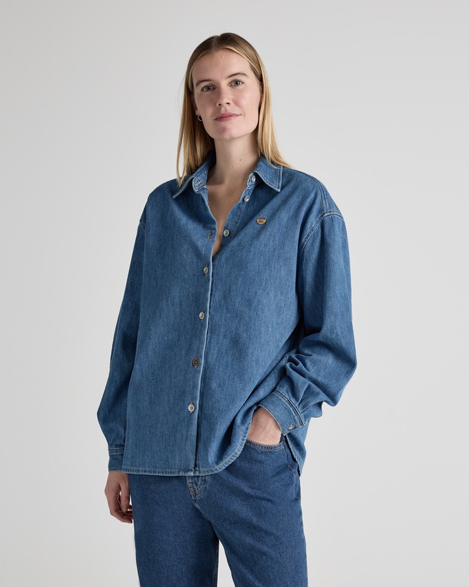 Reese Denim Shirt - Medium Stone from Mud Jeans