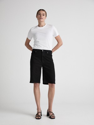 Suzy Mid Short - BlackDip from Mud Jeans