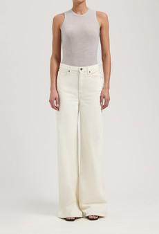 Sara High Loose Flow - Natural via Mud Jeans