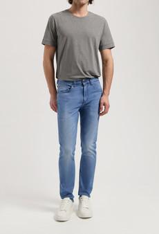 Rick Mid Slim - Old Stone via Mud Jeans