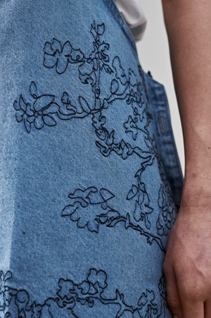 Van Apron - Blossom Blue from Mud Jeans