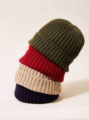 Cashmere Red Beanie Hat from Neem London