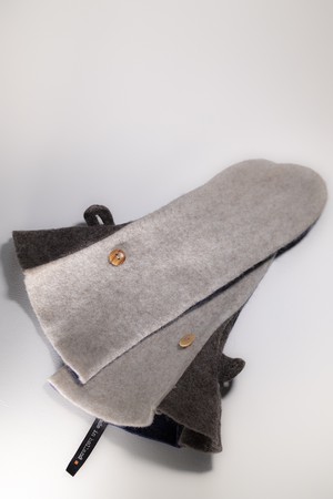 Slim Fit Mittens | ecru, pink & brown wool felt from Pepavana