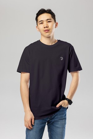 Chest Logo T-Shirt Unisex from Pitod