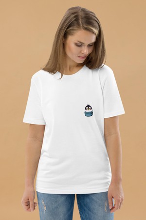 Penguin T-Shirt Unisex from Pitod