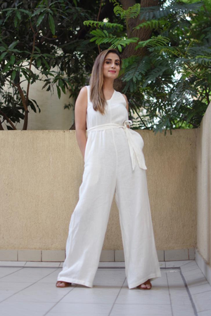 Breakfast in Bed Jumpsuit in Off-white from Reistor