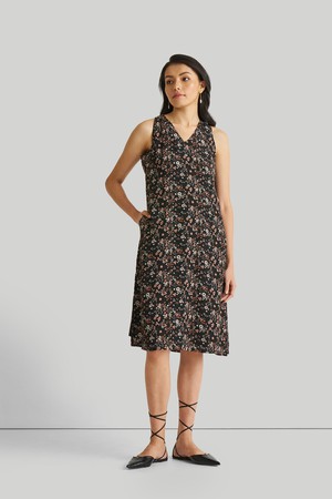 Reading Tea Leaves Dress in Black Florals from Reistor