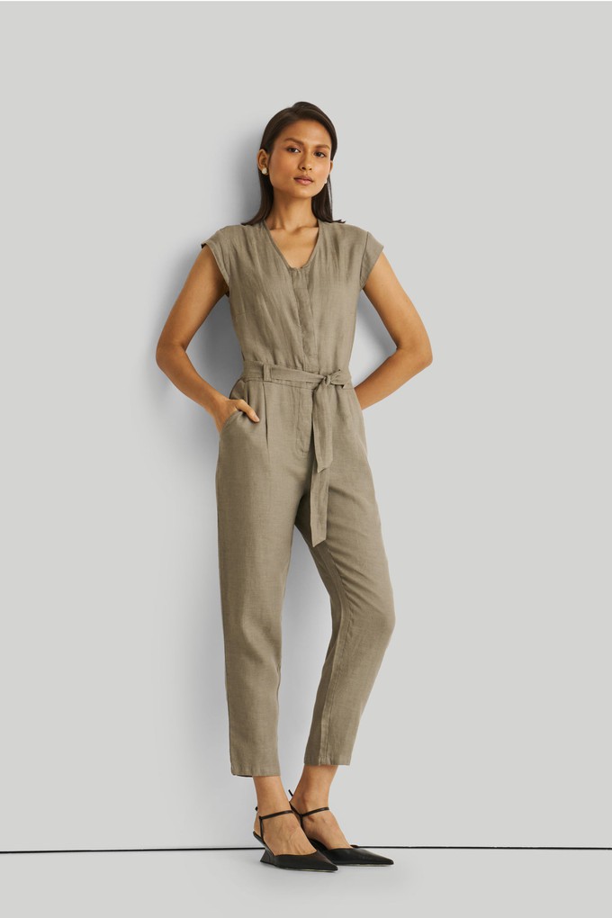 Evening Chai Jumpsuit in Dark Green from Reistor