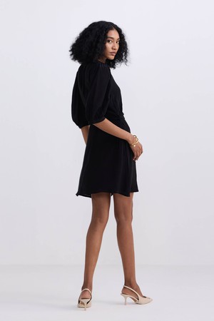 Short Black Dress with a Waist-tie in Black from Reistor