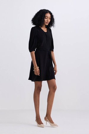 Short Black Dress with a Waist-tie in Black from Reistor