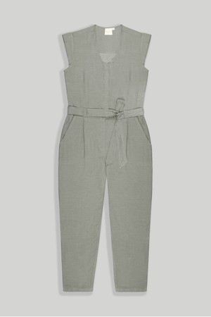 Evening Chai Jumpsuit in Dark Green from Reistor