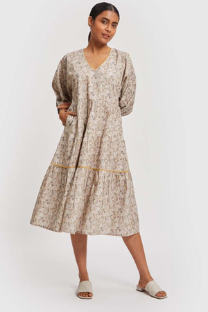 Kimono Sleeve Midi Dress from Reistor