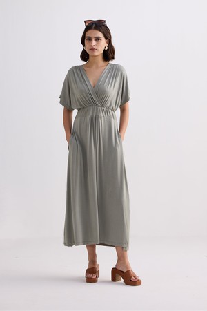 Flowy A-Line Maxi Dress with Side Slits in Light Olive from Reistor