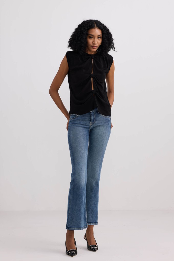 The Knot-so-Basic Top in Black from Reistor