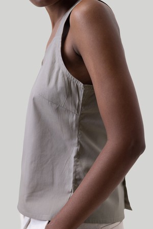 Crossback button up tank top from Reistor