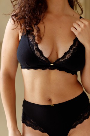 Dees Bra - Black from Savara Intimates