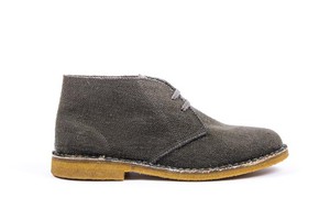 Desert Boots Antraciet from Shop Like You Give a Damn