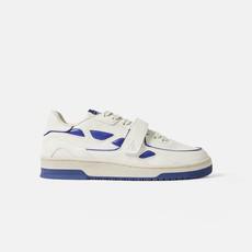 Sneakers Modelo '92 Blauw via Shop Like You Give a Damn