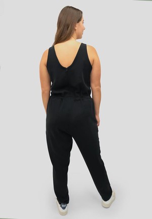 Jumpsuit Lavradio Zwart from Shop Like You Give a Damn