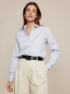 Willow Blouse Lichtblauw via Shop Like You Give a Damn