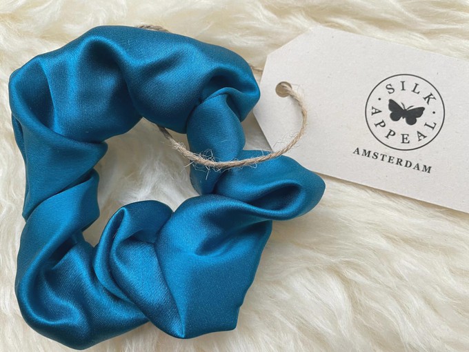 Zijden scrunchie - petrol from Silk Appeal