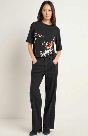 Statement t-shirt zwart from Sophie Stone