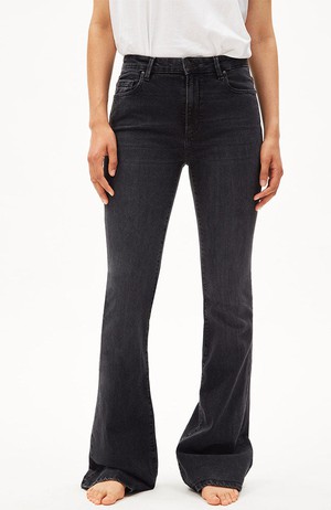 Anamaa flared jeans true anchor from Sophie Stone