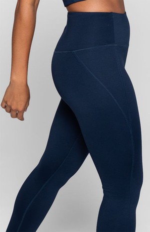 Compressive high-rise legging midnight from Sophie Stone