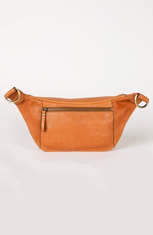 Drew Bum Bag Oak Soft Grain Leather tas from Sophie Stone