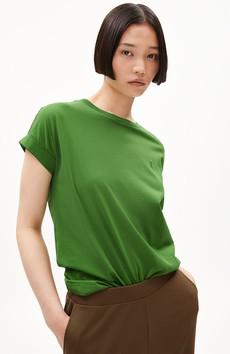 Idaara t-shirt ivy green via Sophie Stone