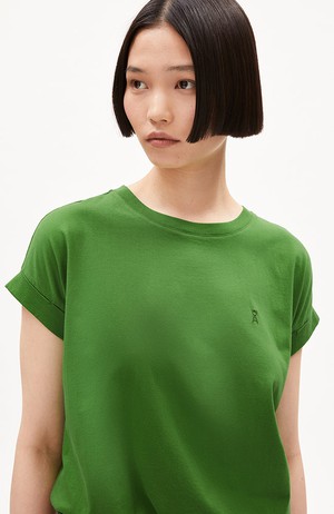 Idaara t-shirt ivy green from Sophie Stone