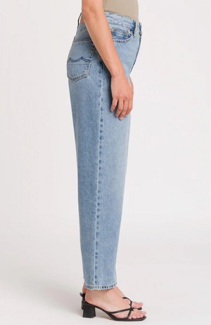 Liora light used jeans from Sophie Stone