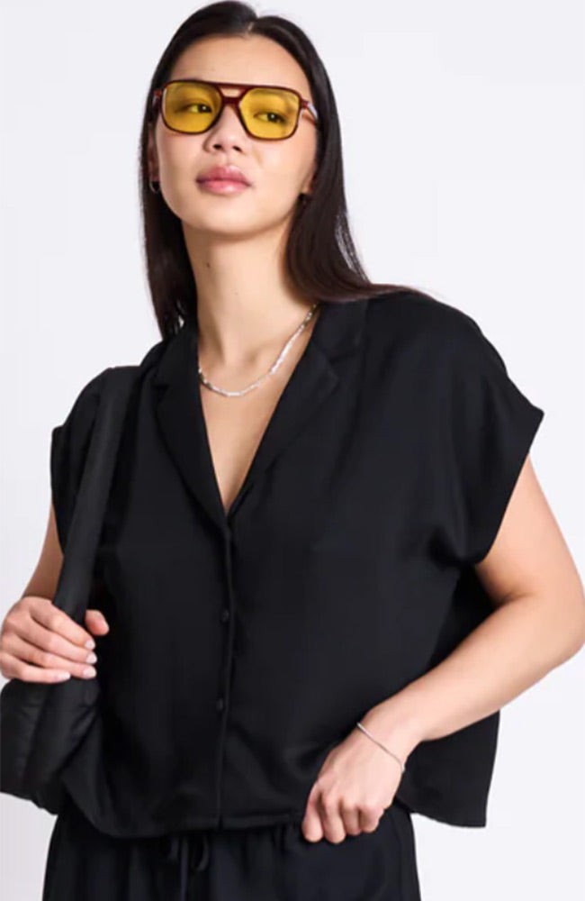 Tierra blouse black from Sophie Stone