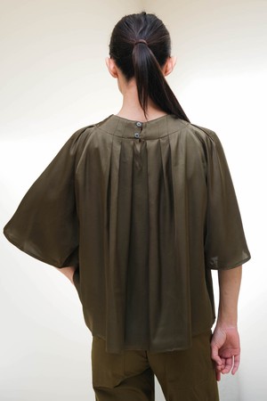 Joe Top | Viscose Groen from Sûr Atelier